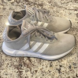 Adidas swift run c